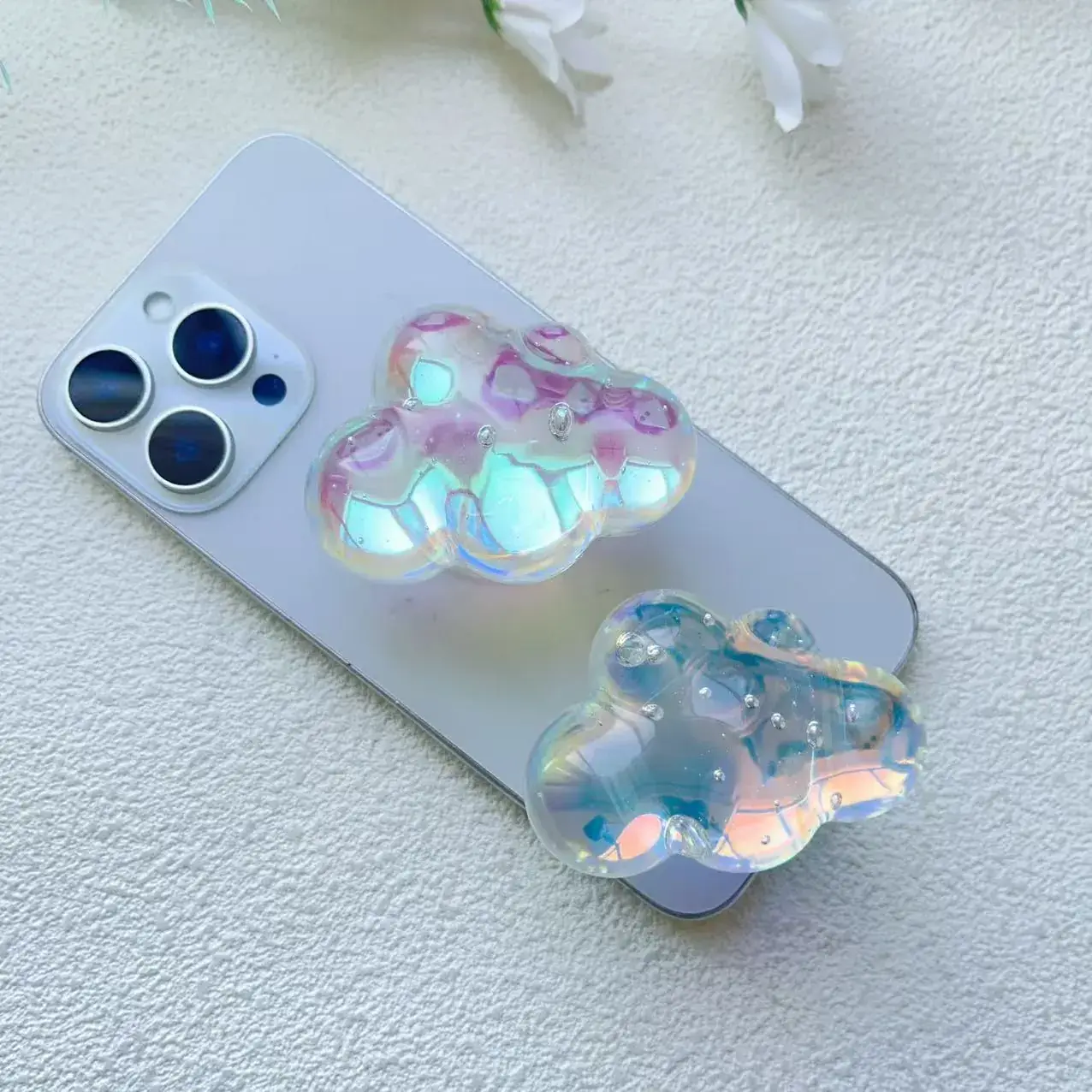 Three-Dimensional Bubble Cloud Airbag Brackets for Mobile Phone - Image 6