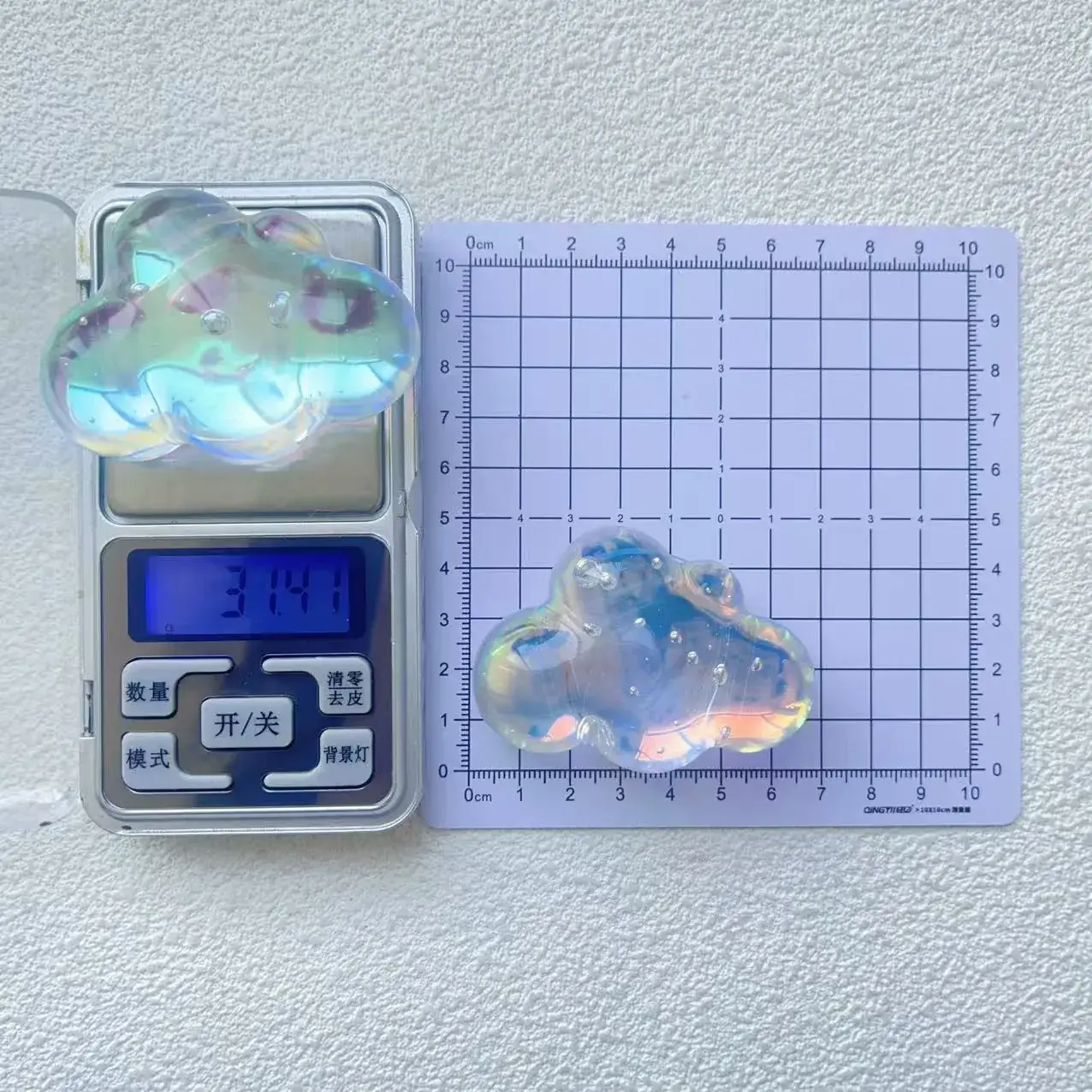 Three-Dimensional Bubble Cloud Airbag Brackets for Mobile Phone — feature 3