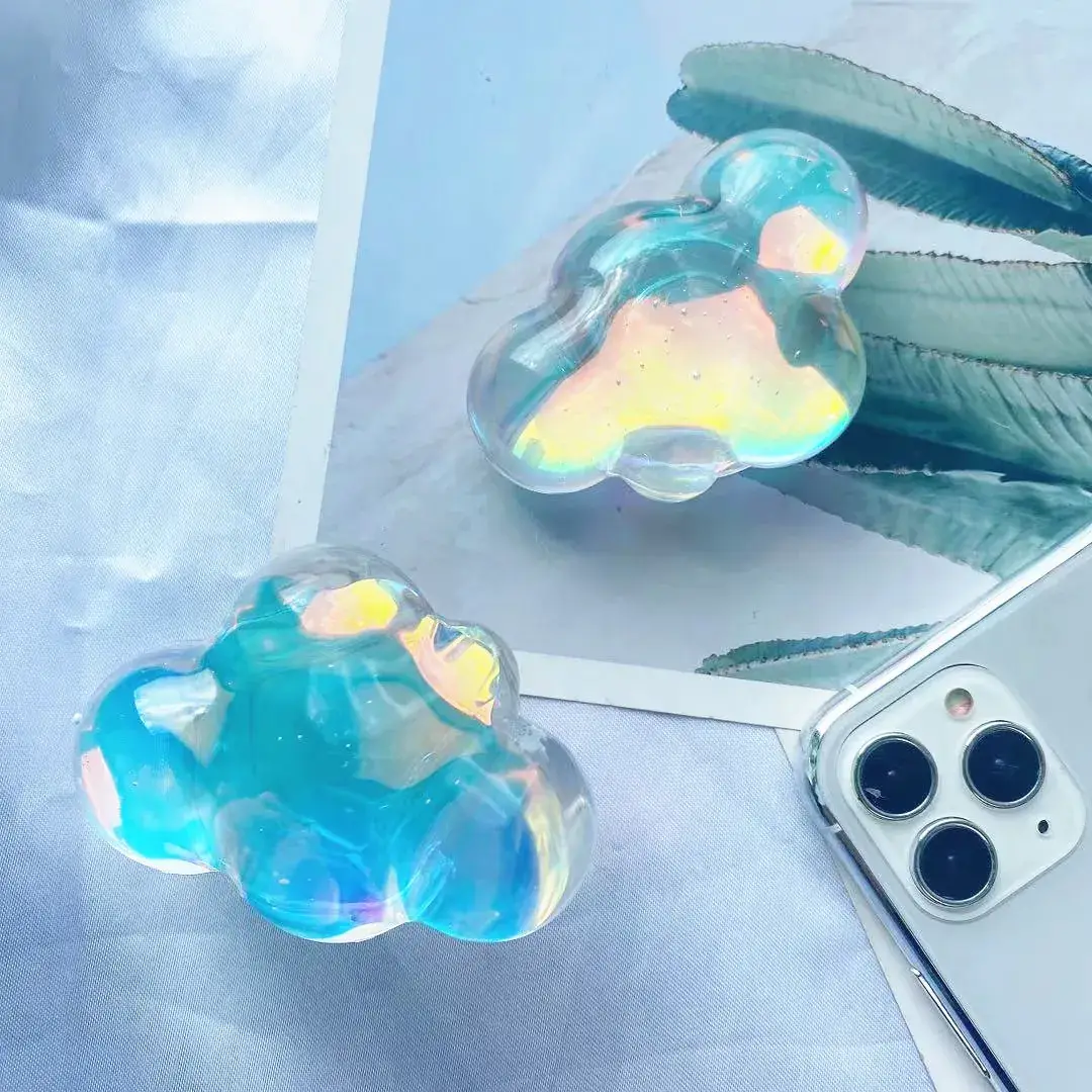 Three-Dimensional Bubble Cloud Airbag Brackets for Mobile Phone — feature 9