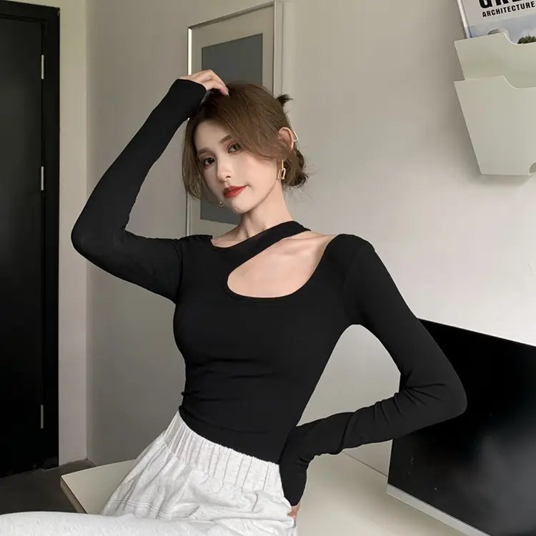 2025 Grey Halter Neck Long Sleeve T-Shirt for Women — feature 4