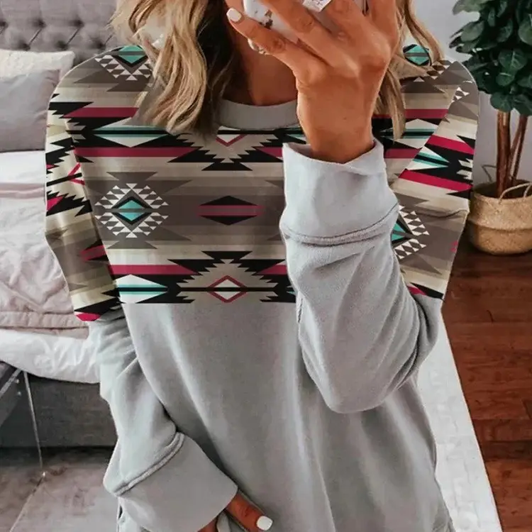 Women Long Sleeve Patterned Sweater Top Grey