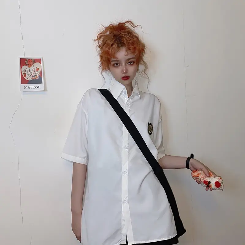 2021 Women's Gray Short Sleeve Collar Shirt with Black Tie & Badge — feature 10