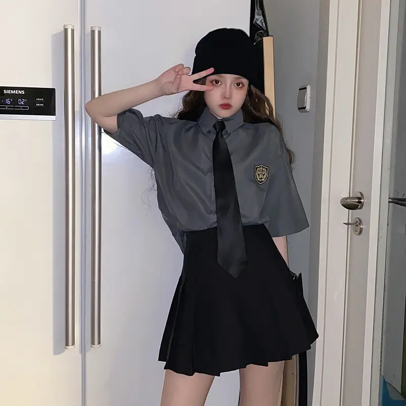 2021 Women's Gray Short Sleeve Collar Shirt with Black Tie & Badge — feature 16
