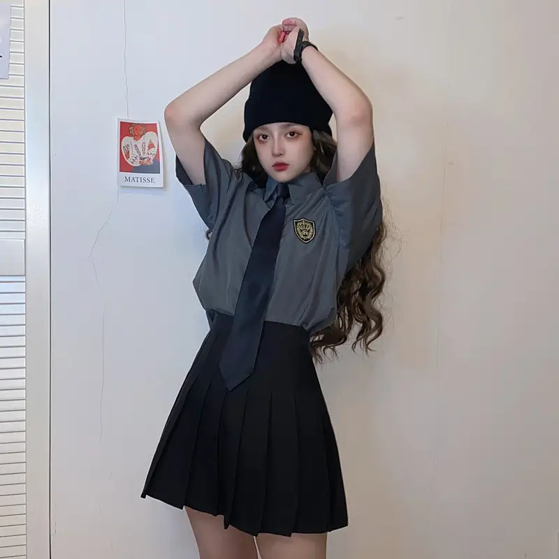 2021 Women's Gray Short Sleeve Collar Shirt with Black Tie & Badge — feature 18