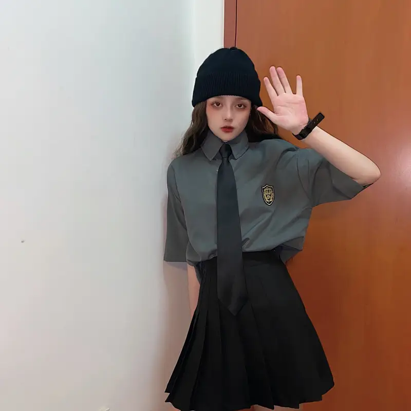 2021 Women's Gray Short Sleeve Collar Shirt with Black Tie & Badge — feature 19