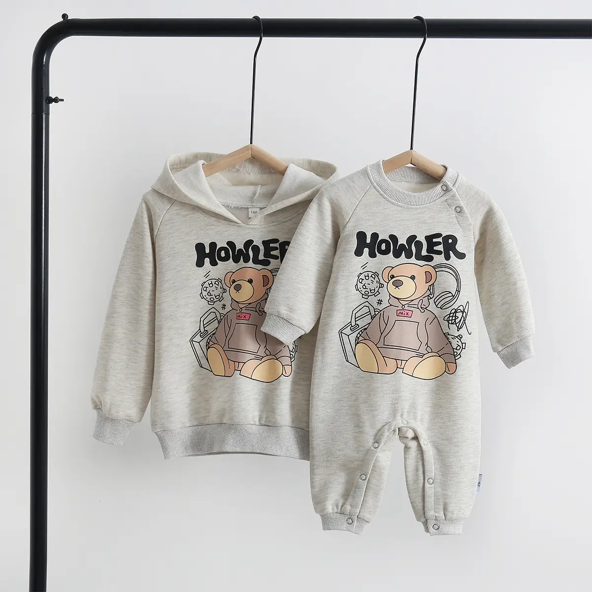 Gray Cartoon Bear Hoodie Set for Kids 2025 - Image 5