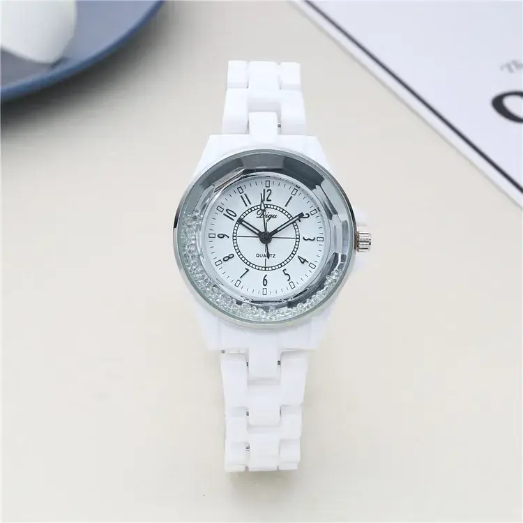 White Diamond Studded Women's Quartz Watch - Image 4