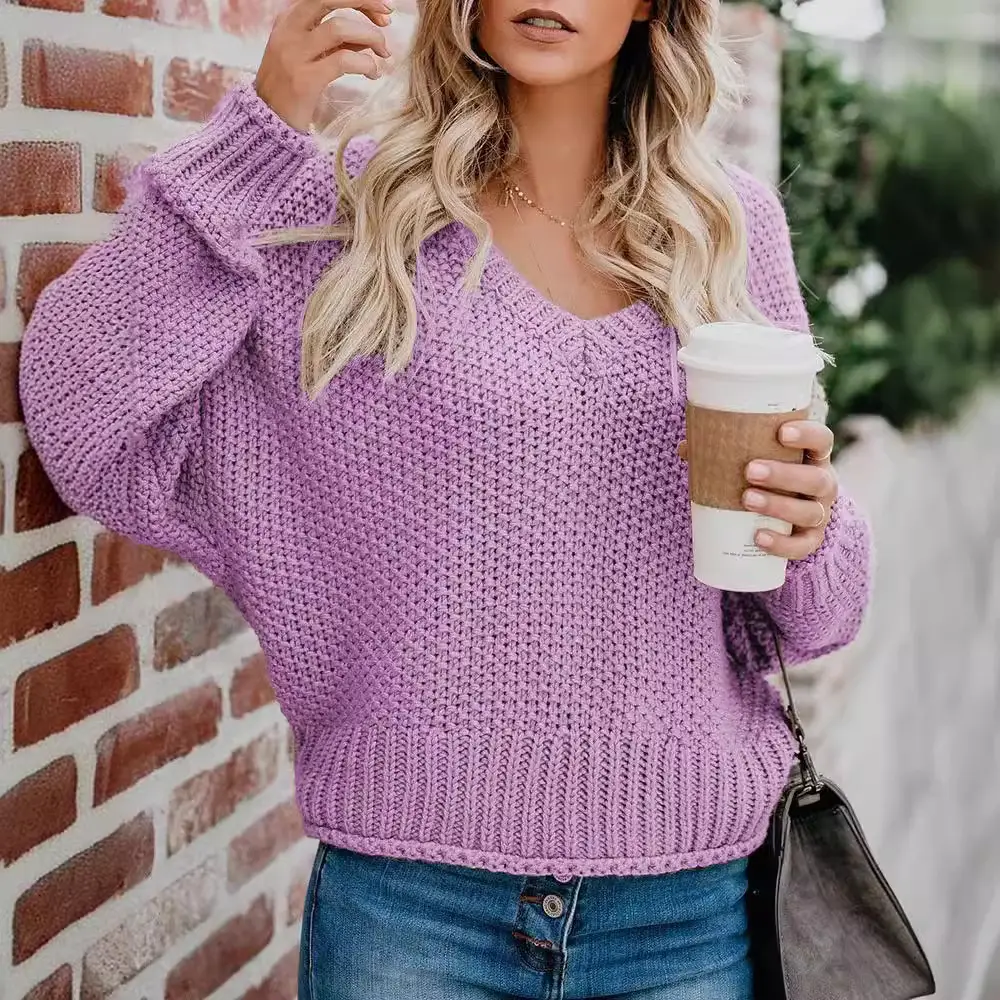 2023 Women's Blue Knitted V Neck Sweater - Image 8