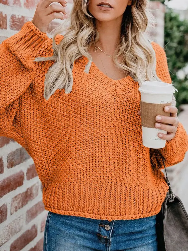 2023 Women's Blue Knitted V Neck Sweater - Image 4