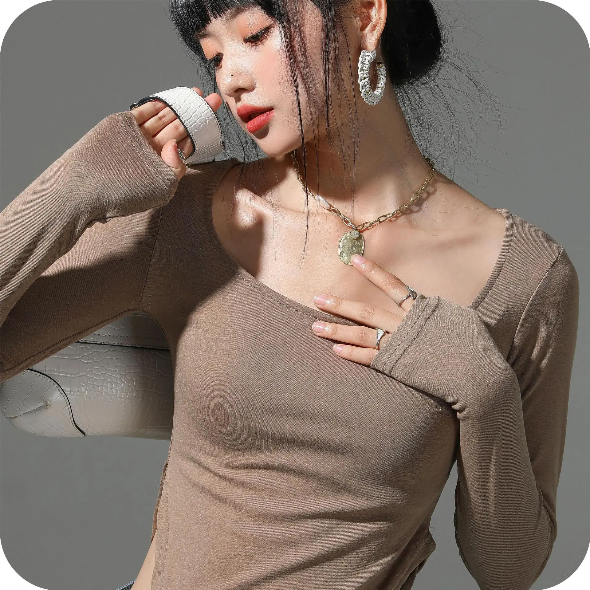 Women's Gray Slim Fit Round Neck T-Shirt - Image 7