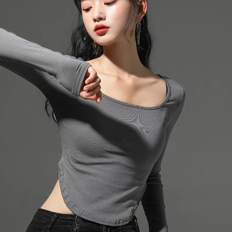 Women's Gray Slim Fit Round Neck T-Shirt - Image 4