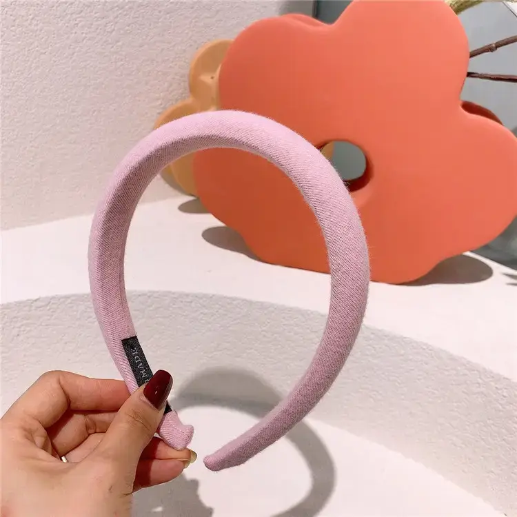 Women's Black Retro Hair Hoop for Winter - Image 5