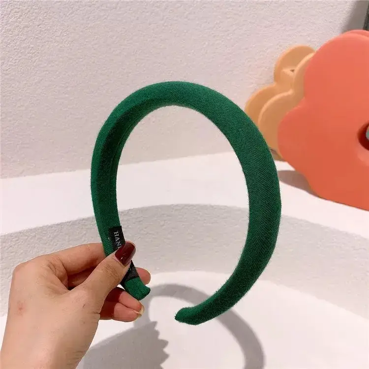 Women's Black Retro Hair Hoop for Winter - Image 3
