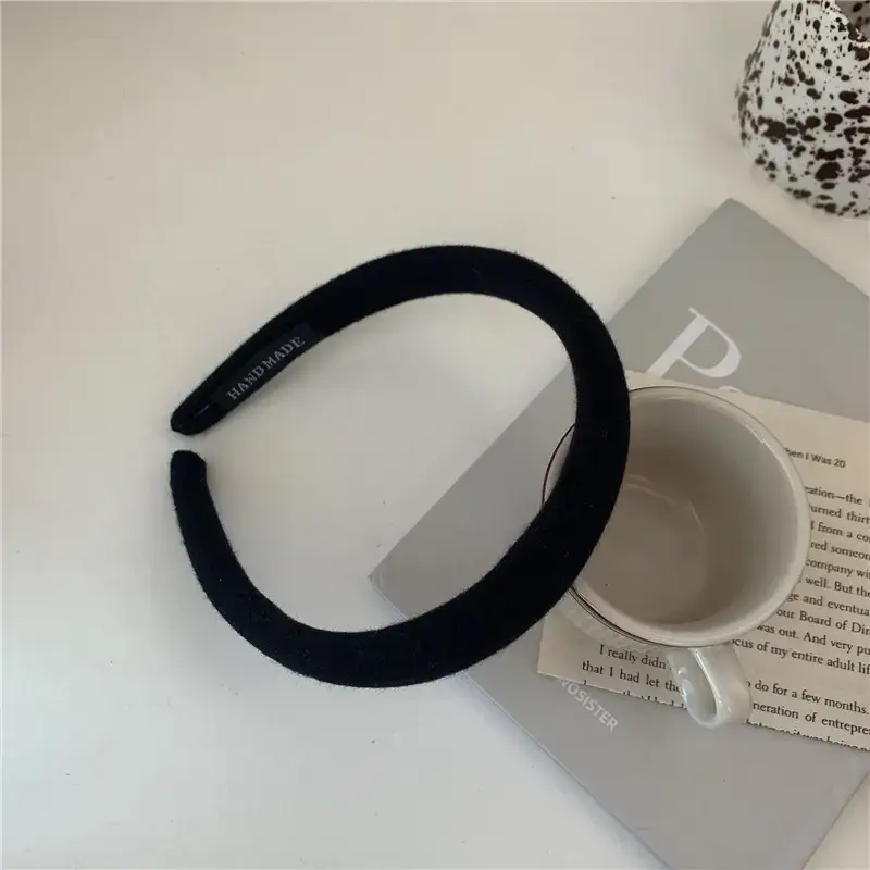 Women's Black Retro Hair Hoop for Winter - Image 4
