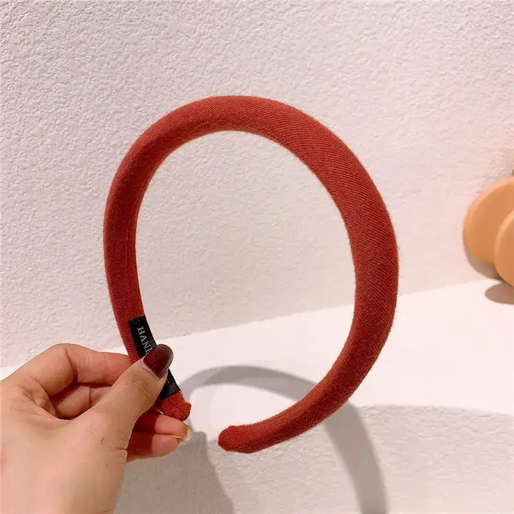 Women's Black Retro Hair Hoop for Winter - Image 9