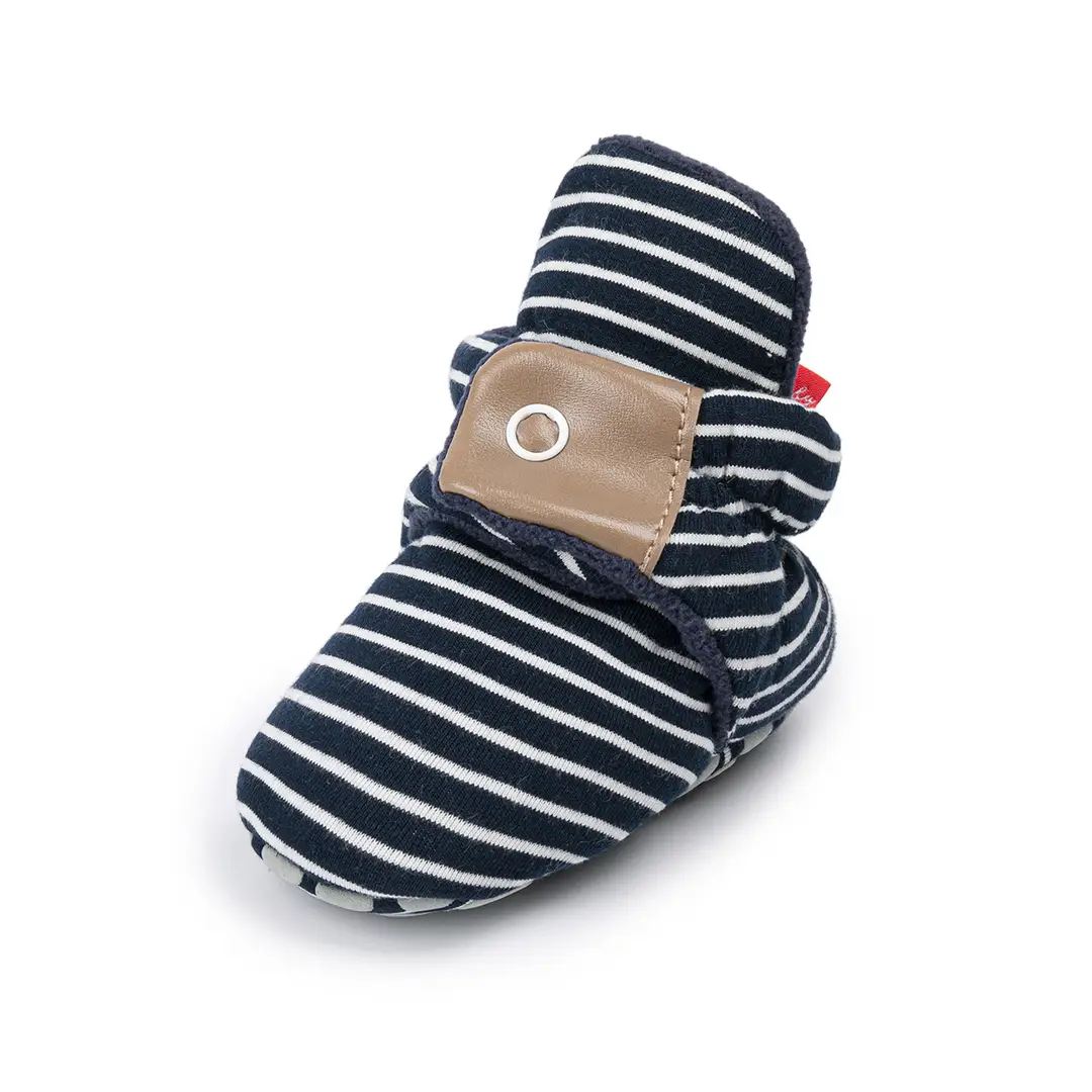 2022 Winter new baby shoes socks shoes cute non-slip soft bottom warm toddler shoes baby shoes
