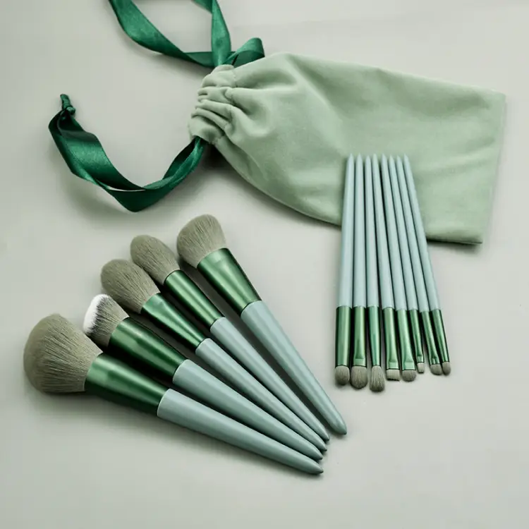 Four Seasons Green 13 + velvet bag