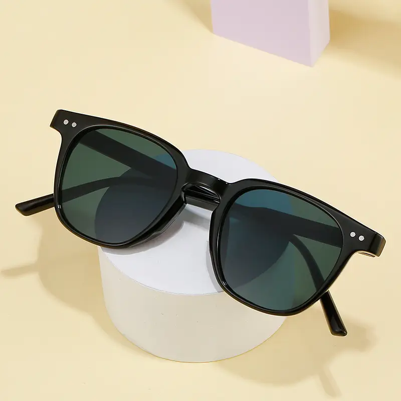 Korean Style Ocean Color Sunglasses Women - Image 14