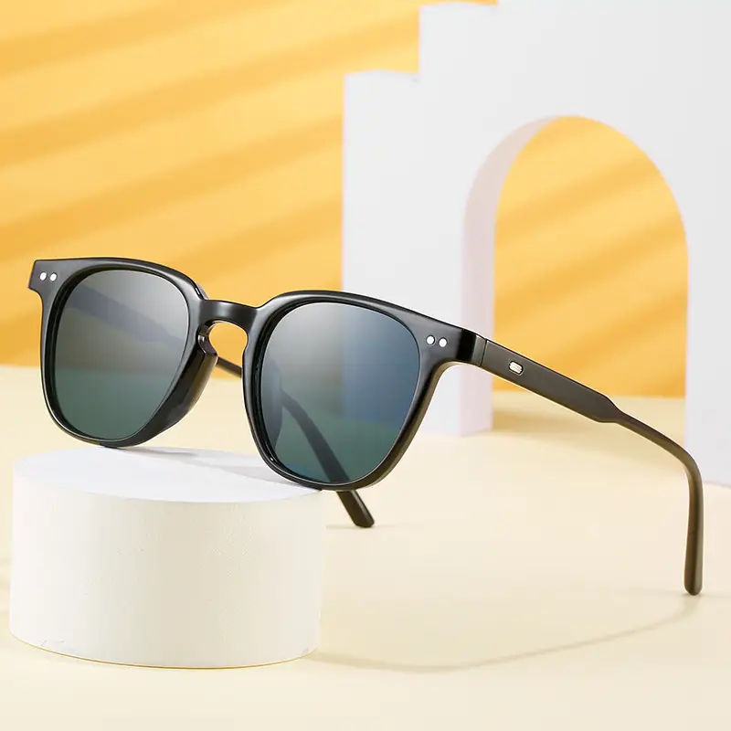 Korean Style Ocean Color Sunglasses Women - Image 15