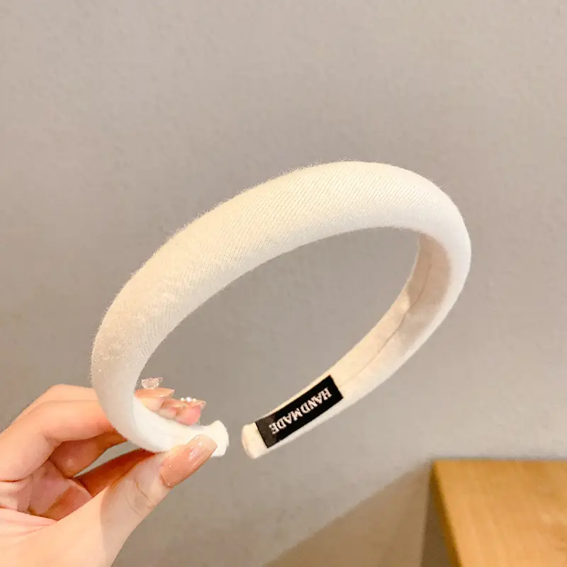 Elegant High-End Headband for Women Brown - Image 9