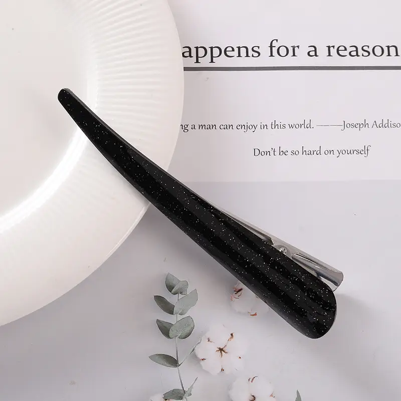 Acrylic Hair Clip for Women Large Size Elegant Design - Image 2