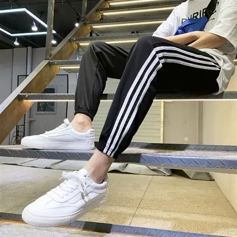 Fleece-lined Cropped Ankle Pants for Men Black - Image 3