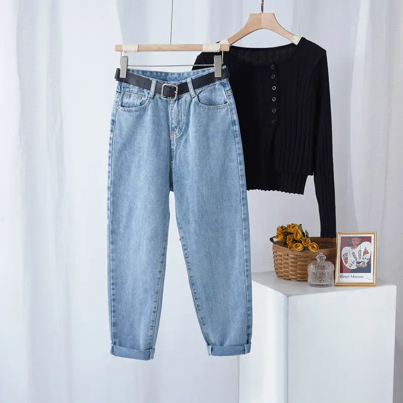 Women's Fleece Lined Harlan Ankle Shorts Set - Image 3