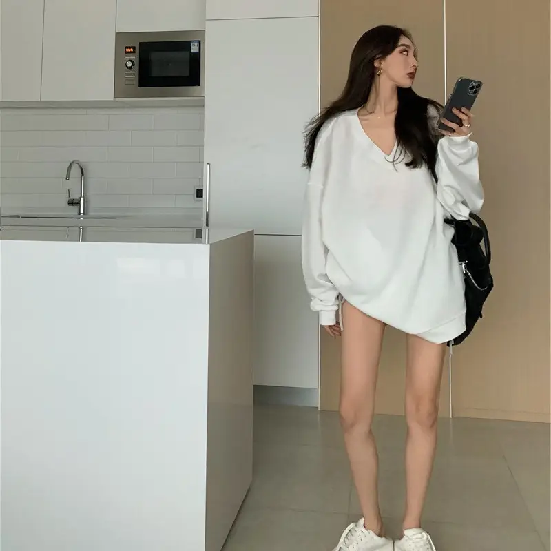 Women Oversize V-Neck Long Sleeve T-Shirt White - Image 4