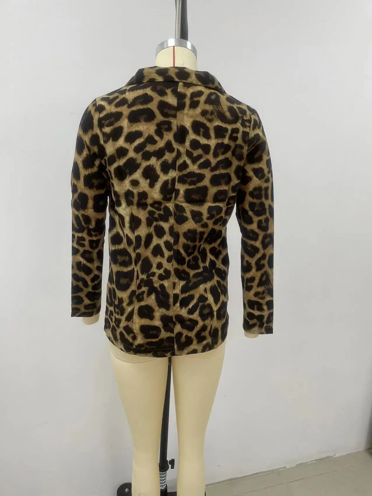 Leopard Print Commuter Jacket Black Short Sleeve — feature 8