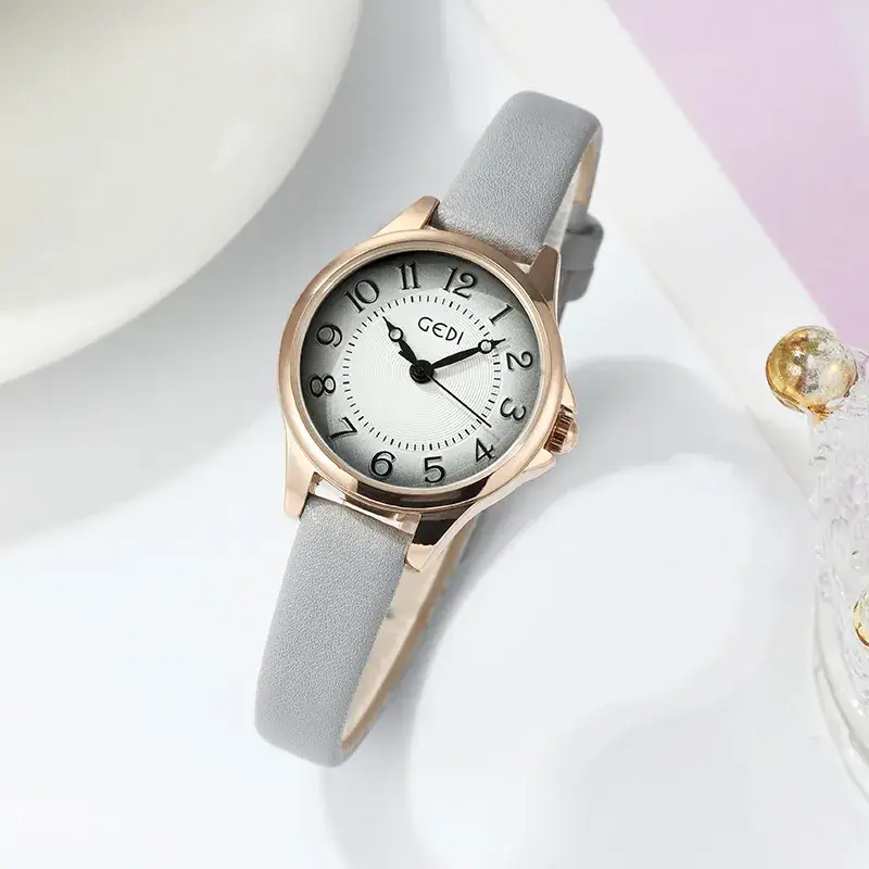 Gold Korean Retro Quartz Watch for Women - Image 4