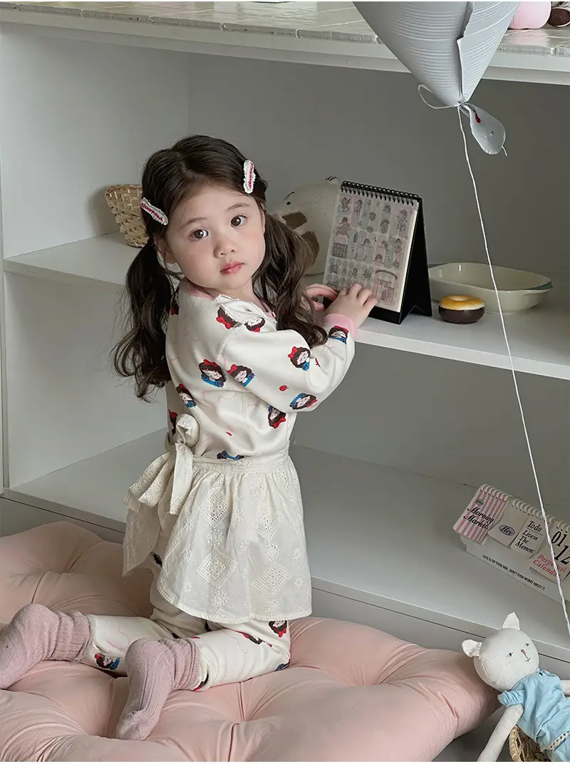 Anmeiya Children's Polka Dot Pajamas Set — feature 10