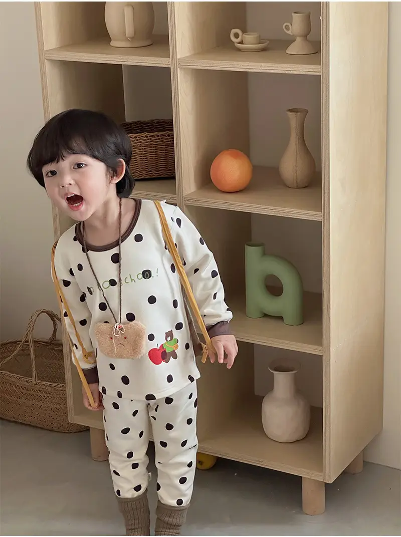 Anmeiya Children's Polka Dot Pajamas Set — feature 12