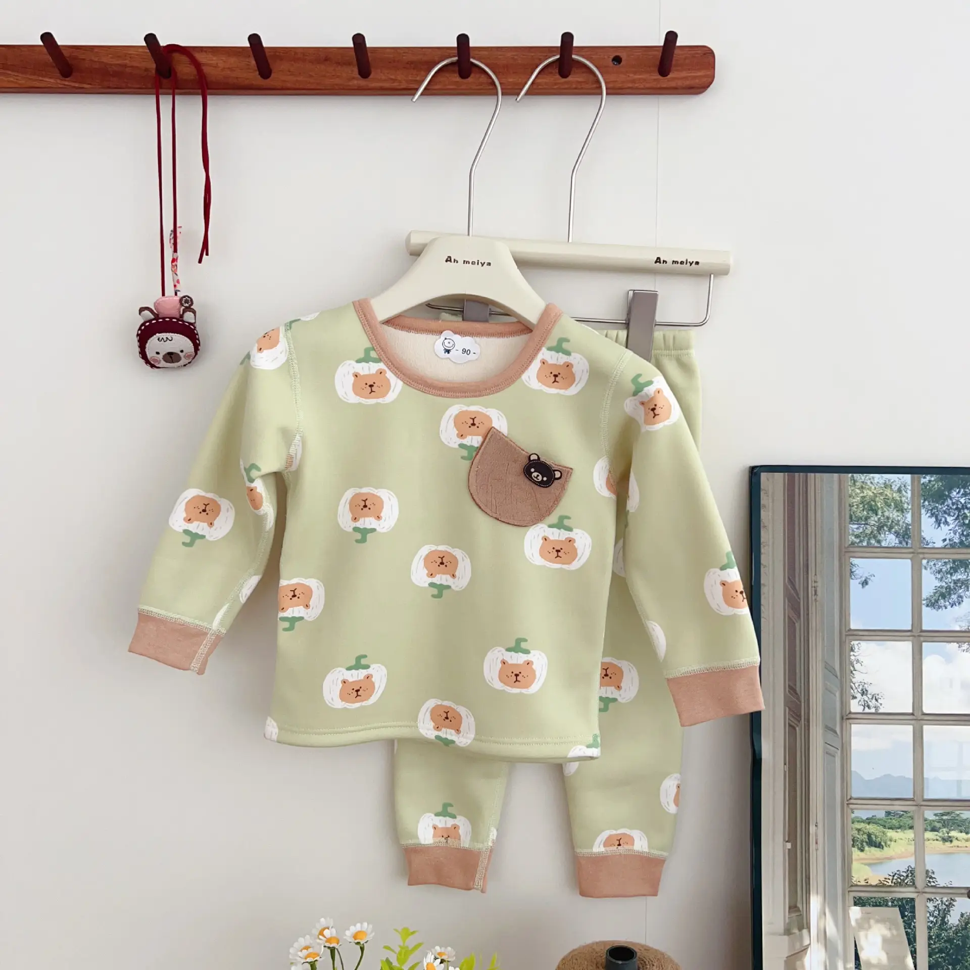 Anmeiya Children's Polka Dot Pajamas Set - Image 10