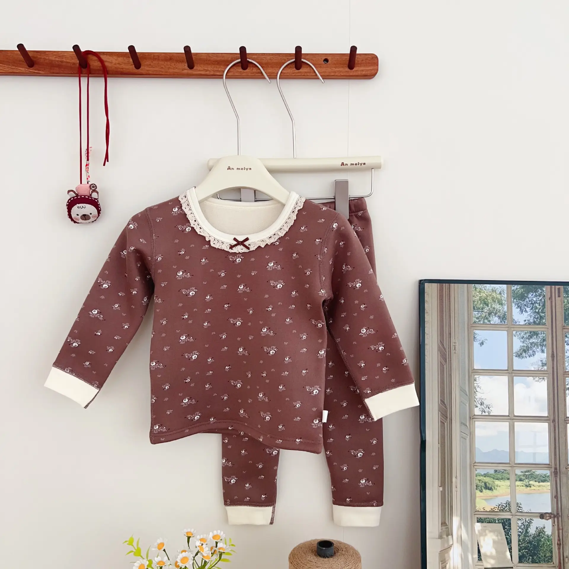 Anmeiya Children's Polka Dot Pajamas Set - Image 7