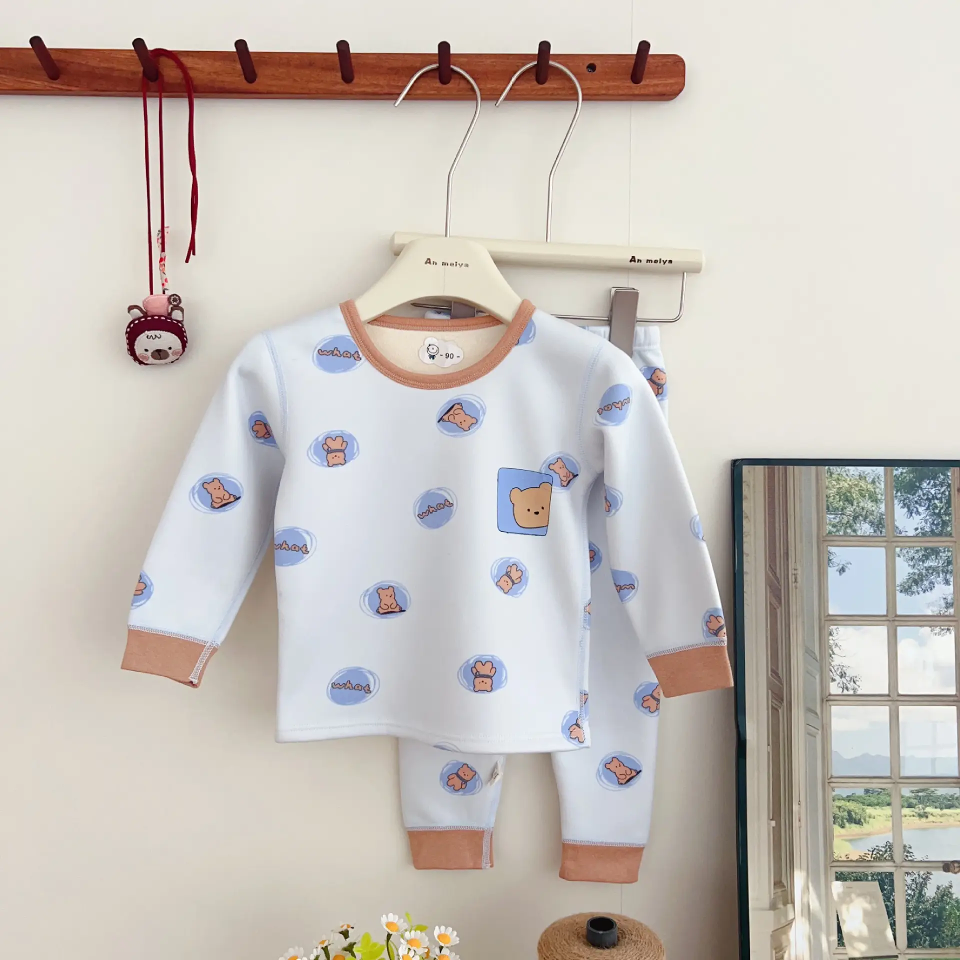 Anmeiya Children's Polka Dot Pajamas Set - Image 9