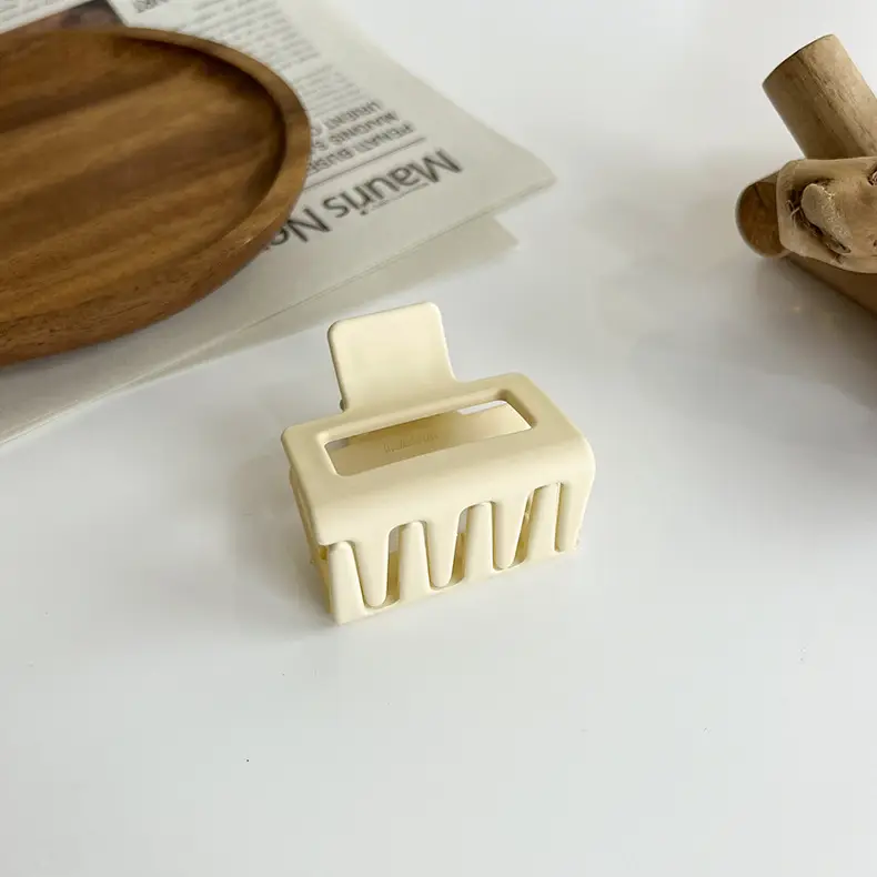 Autumn Winter Hair Clips Milk Tea Brown Cream - Image 7