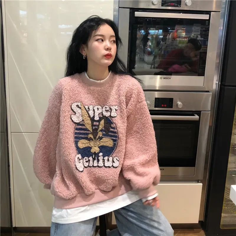 Lamb Wool Super Butterfly Print Women Sweatshirt Pink — feature 1