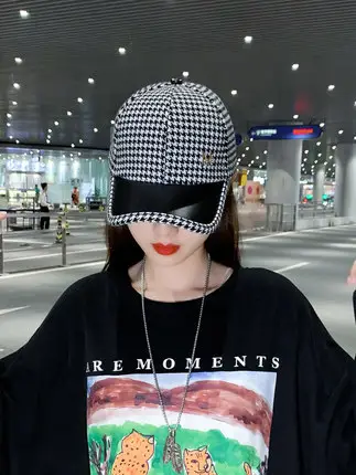 Women British Houndstooth Peaked Cap Autumn Winter - Image 7