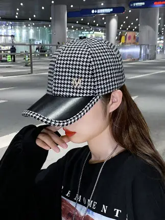 Women British Houndstooth Peaked Cap Autumn Winter - Image 8