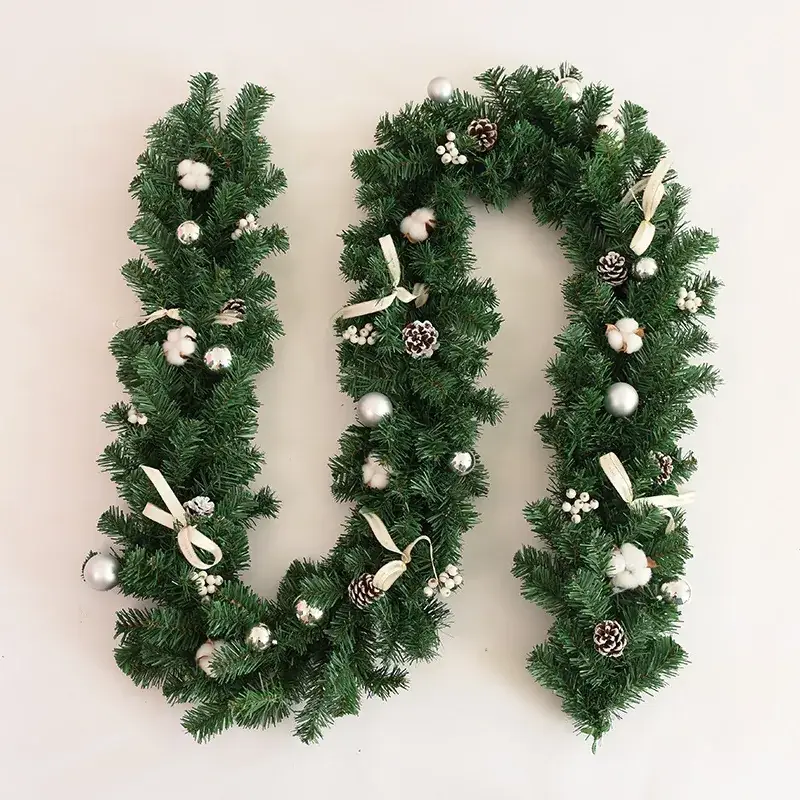 2.7m Cotton Snowflake Pine Rattan