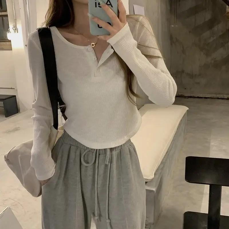 Women Pink V-Neck Long Sleeve T-Shirt - Image 2