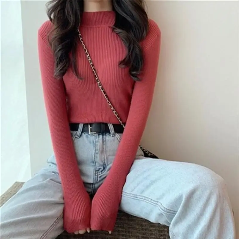 2023 Green Knit Turtleneck Women's Top - Image 10