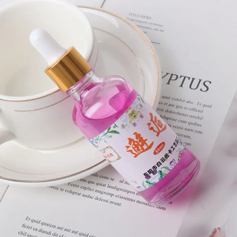 Car perfume, car-mounted concentrated aromatherapy essential oil supplement solution, long-lasting fragrance deodorant air freshener