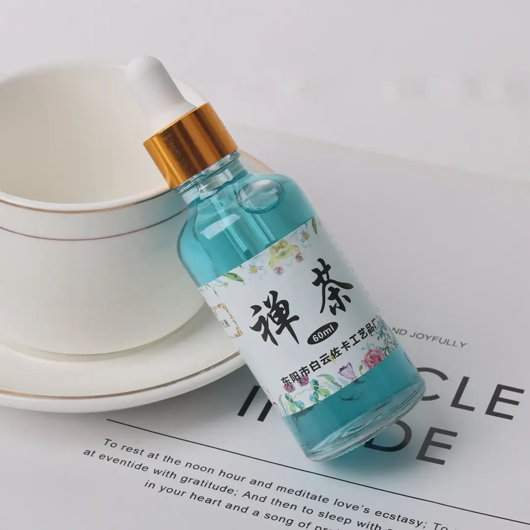 Car perfume, car-mounted concentrated aromatherapy essential oil supplement solution, long-lasting fragrance deodorant air freshener