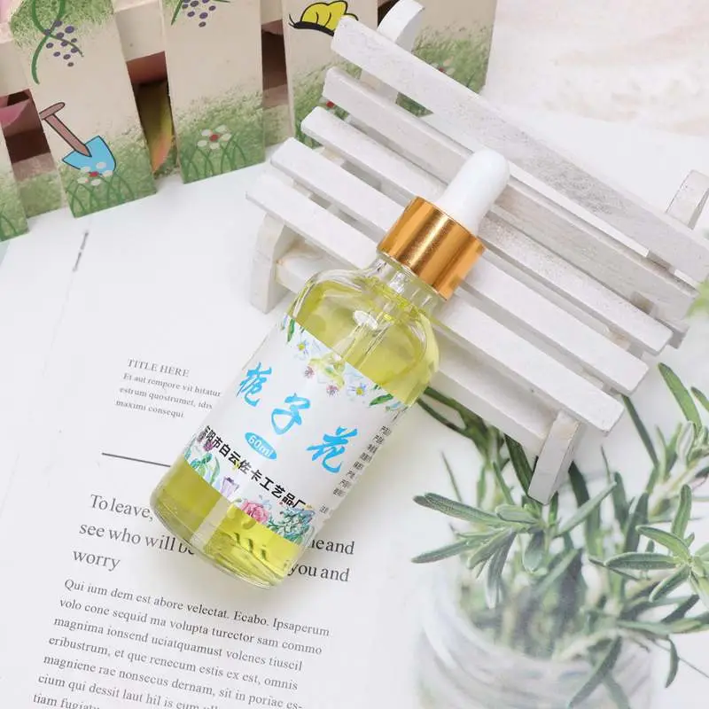 Car perfume, car-mounted concentrated aromatherapy essential oil supplement solution, long-lasting fragrance deodorant air freshener