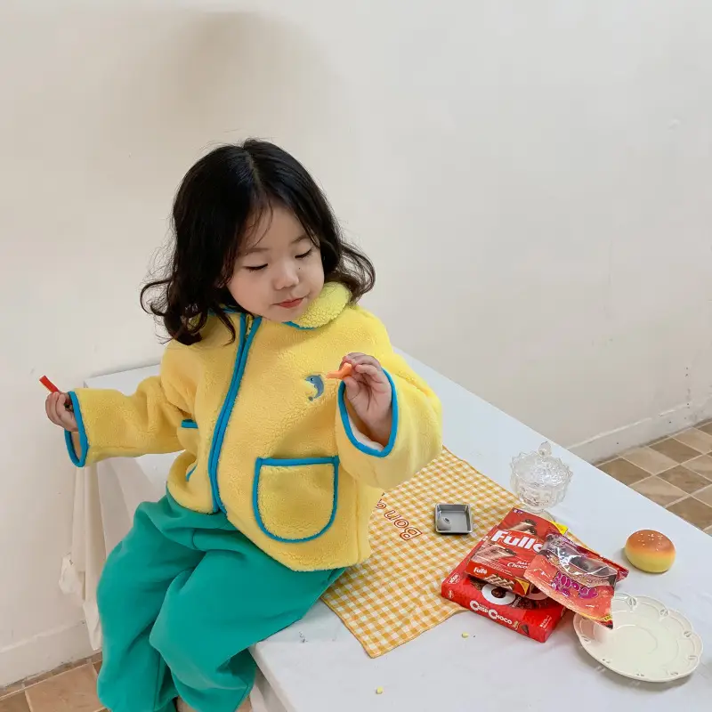 New Girl's Warm Yellow Velvet Coat for Kids - Image 3