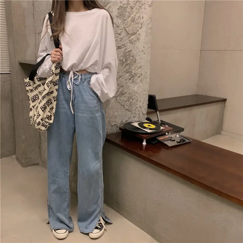 White Long Sleeve Top with High Waist Jeans for Women — feature 12