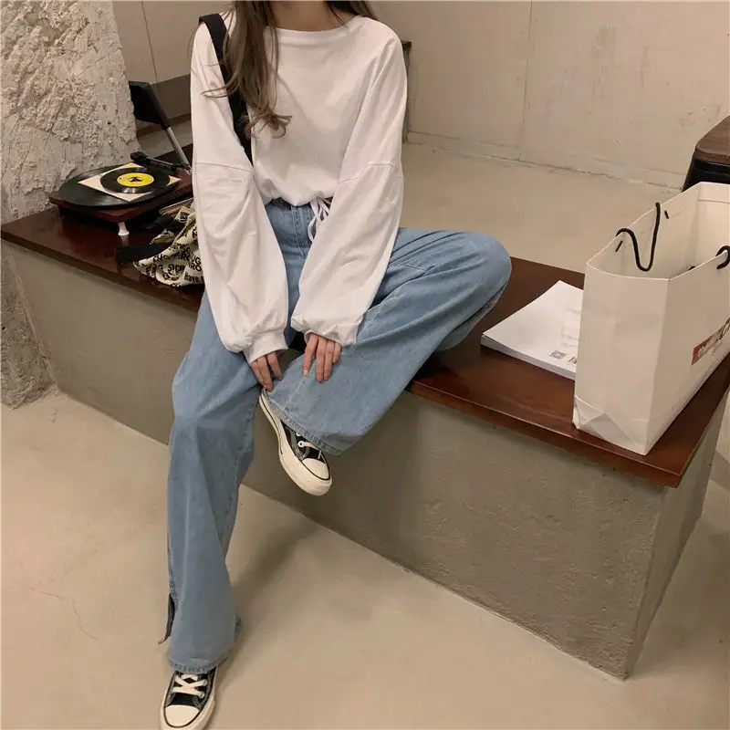 White Long Sleeve Top with High Waist Jeans for Women — feature 5