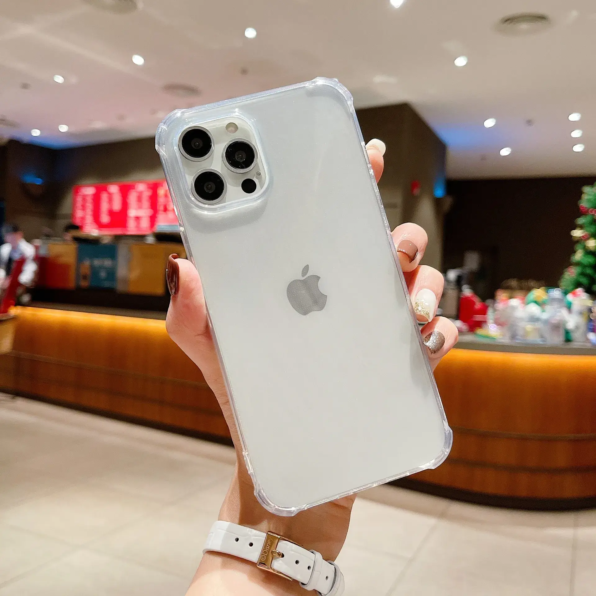 Transparent TPU Gold Armor iPhone 17 Case - Image 2