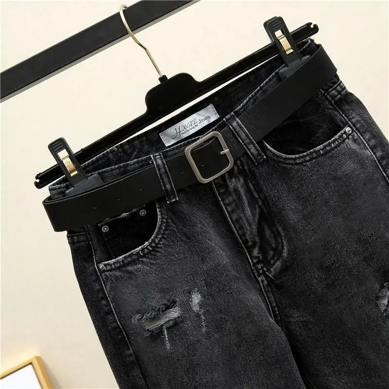 Plus Size Ripped Cropped Jeans for Women - Image 8